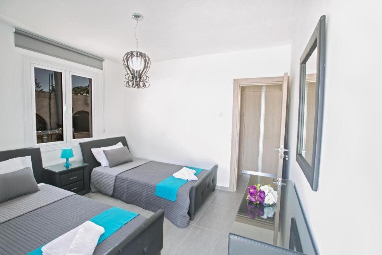Evas Apartment Protaras Bagian luar foto